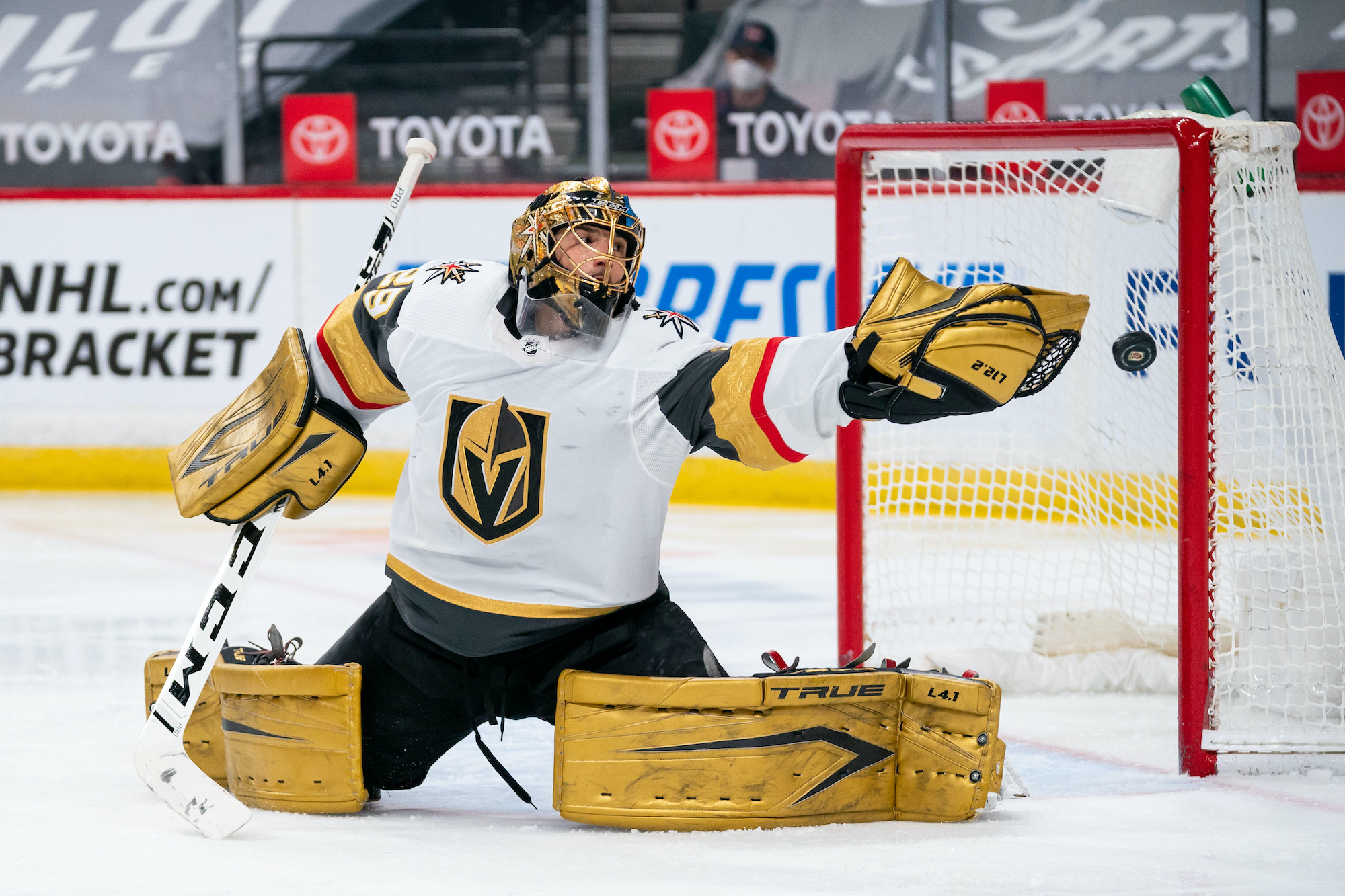 Marc-Andre Fleury knows what it takes to win a Stanley Cup.