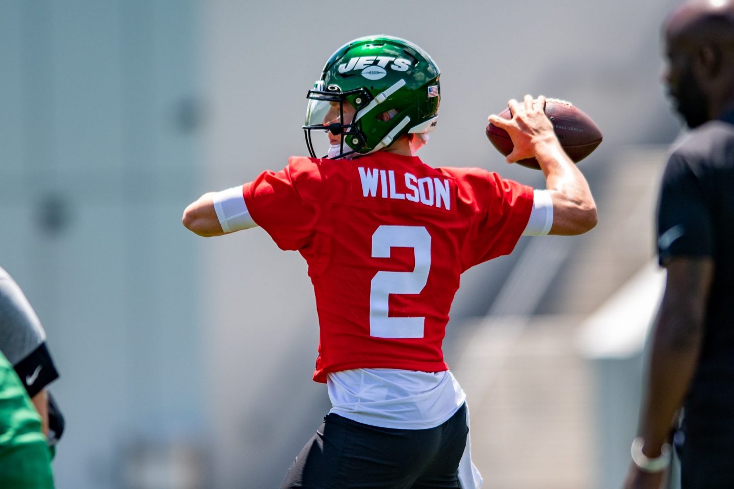 New York Jets quarterback Zach Wilson (2) throws a pass during an OTA at Jets Atlantic Health Training Center Rookie of the Year