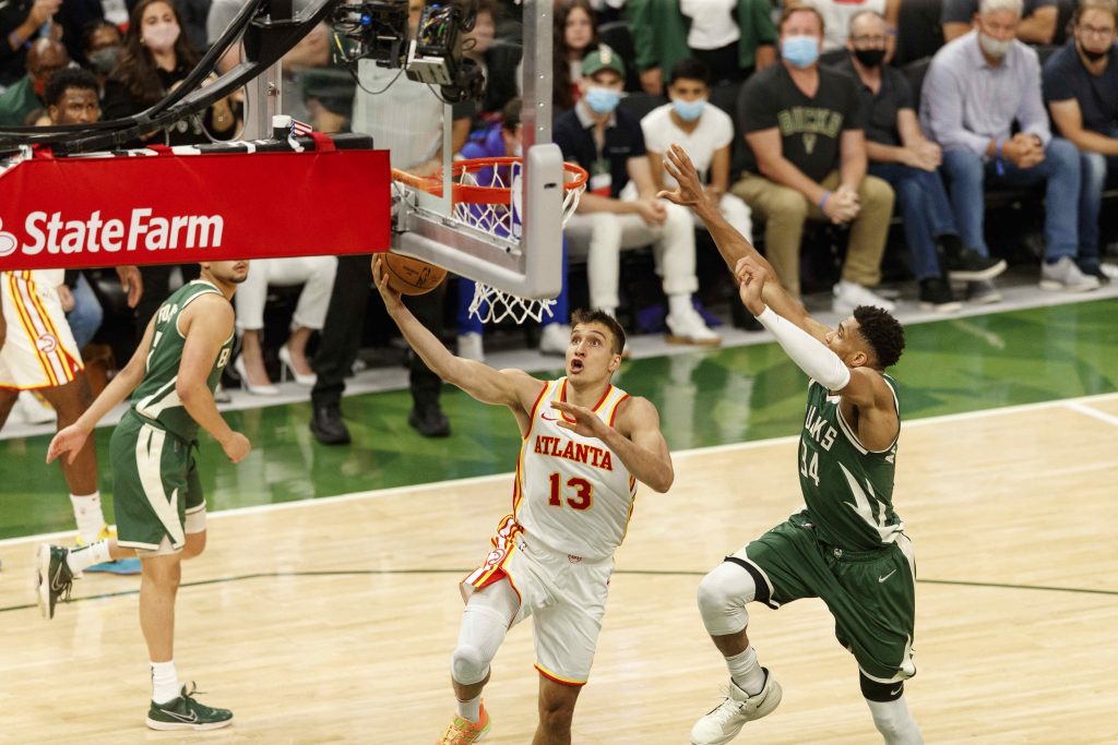 Bogdan Bogdanovic Hawks vs Bucks