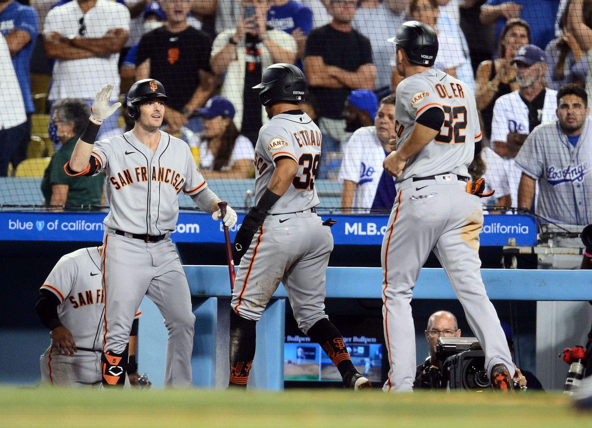 MLB same game parlay (+992 odds) Dodgers vs Giants Pickswise Pickswise