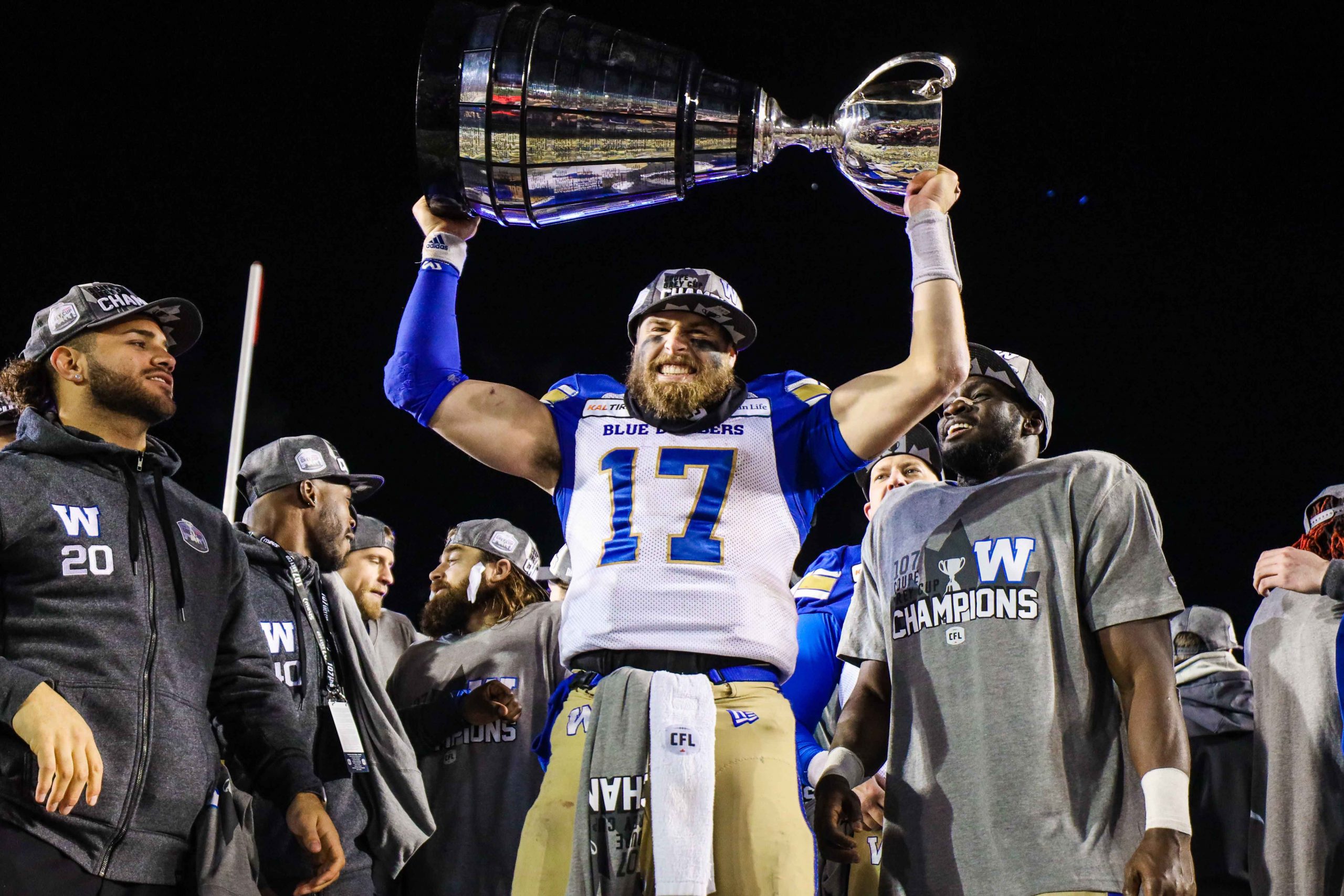 CFL: Grey Cup CFL Championship-Hamilton Tiger-Cats vs Winnipeg Blue Bombers