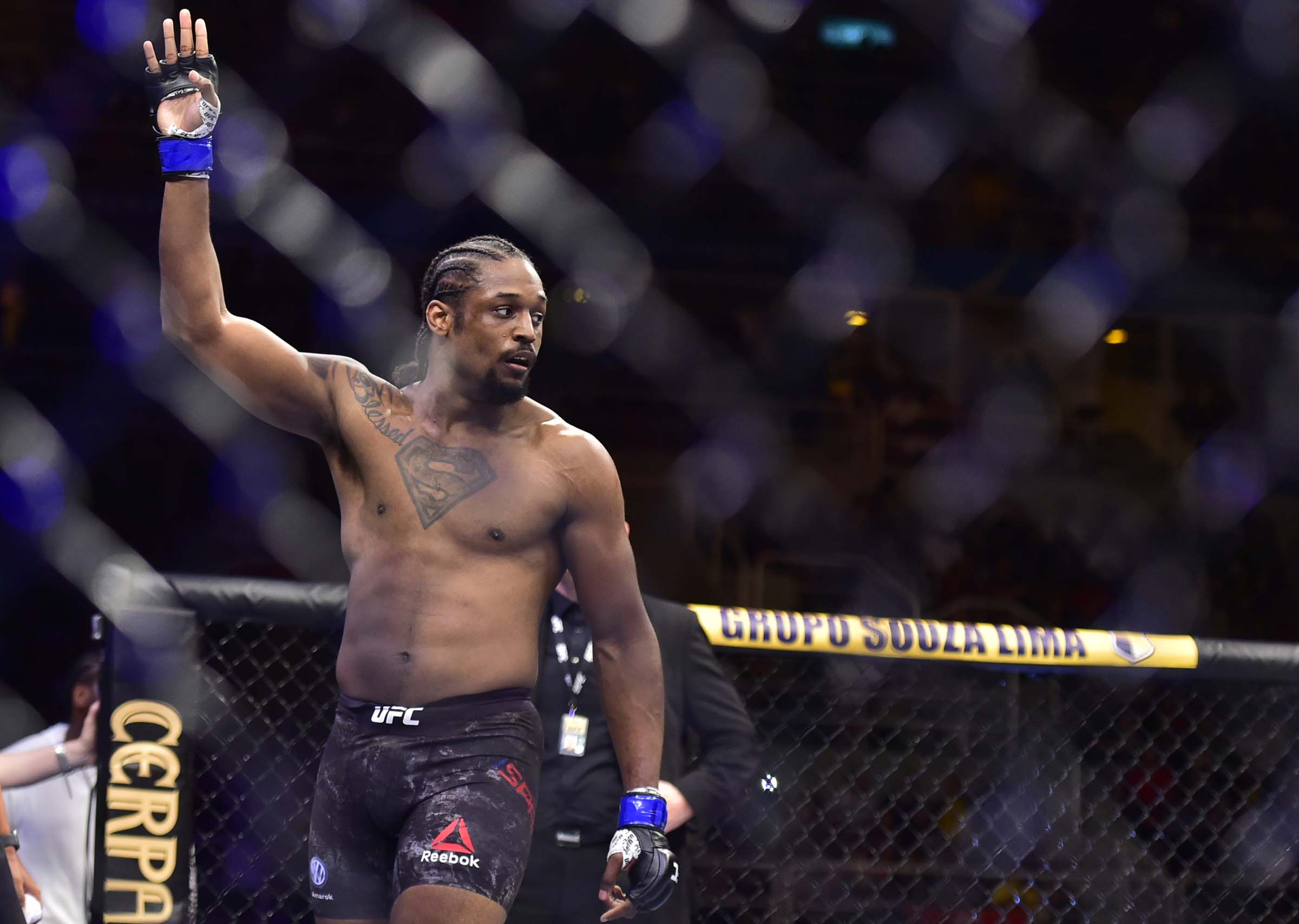 May 11, 2019; Rio de Janeiro, Brazil; Ryan Spann (blue gloves) reacts to fight against Antonio Rogerio Nogueira (red gloves) during UFC 237 at Jeunesse Arena.