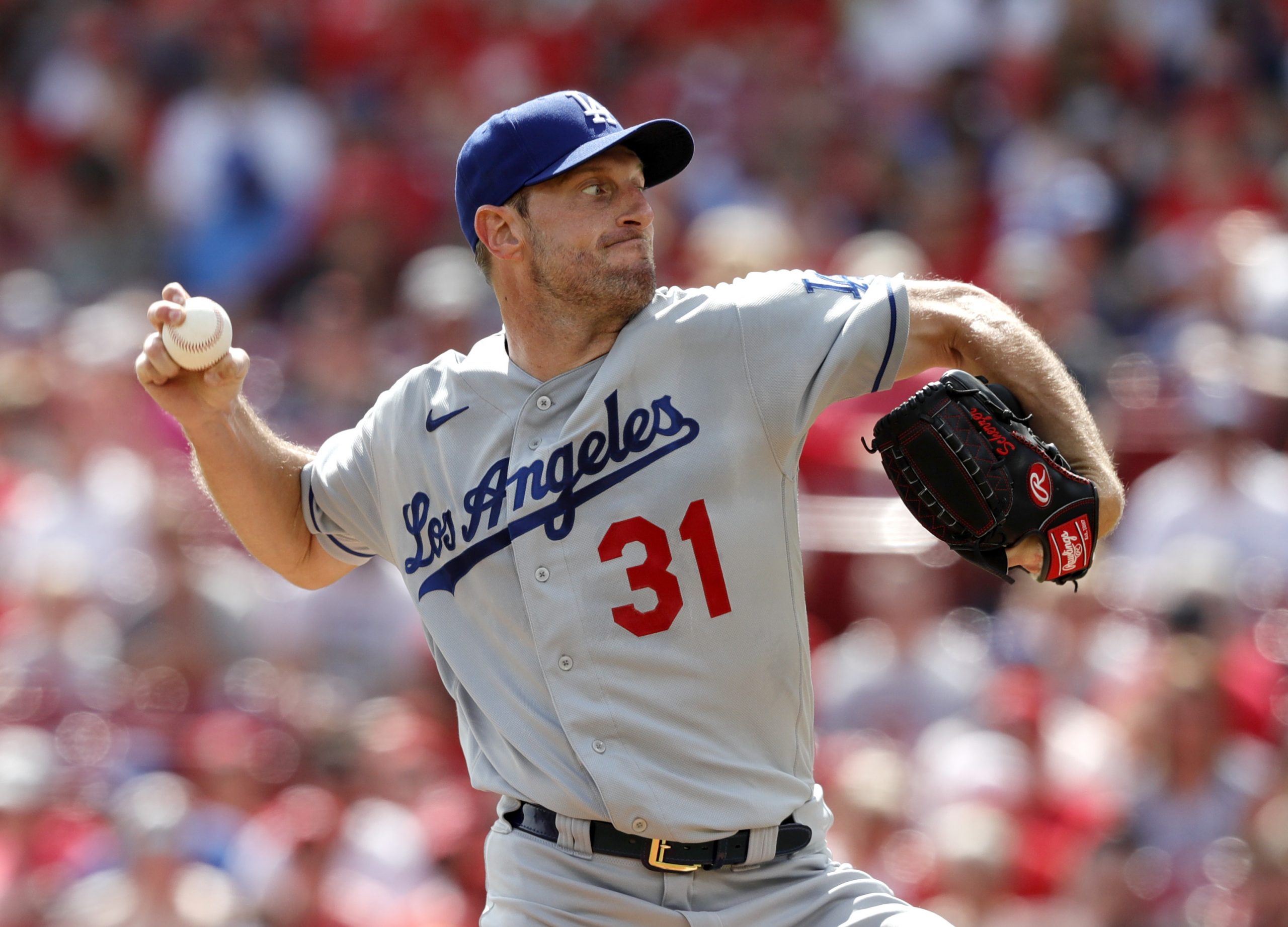 Sep 18, 2021; Cincinnati, Ohio, USA; Los Angeles Dodgers starting pitcher Max Scherzer (31) throws a pitch against the Cincinnati Reds during the first inning at Great American Ball Park.