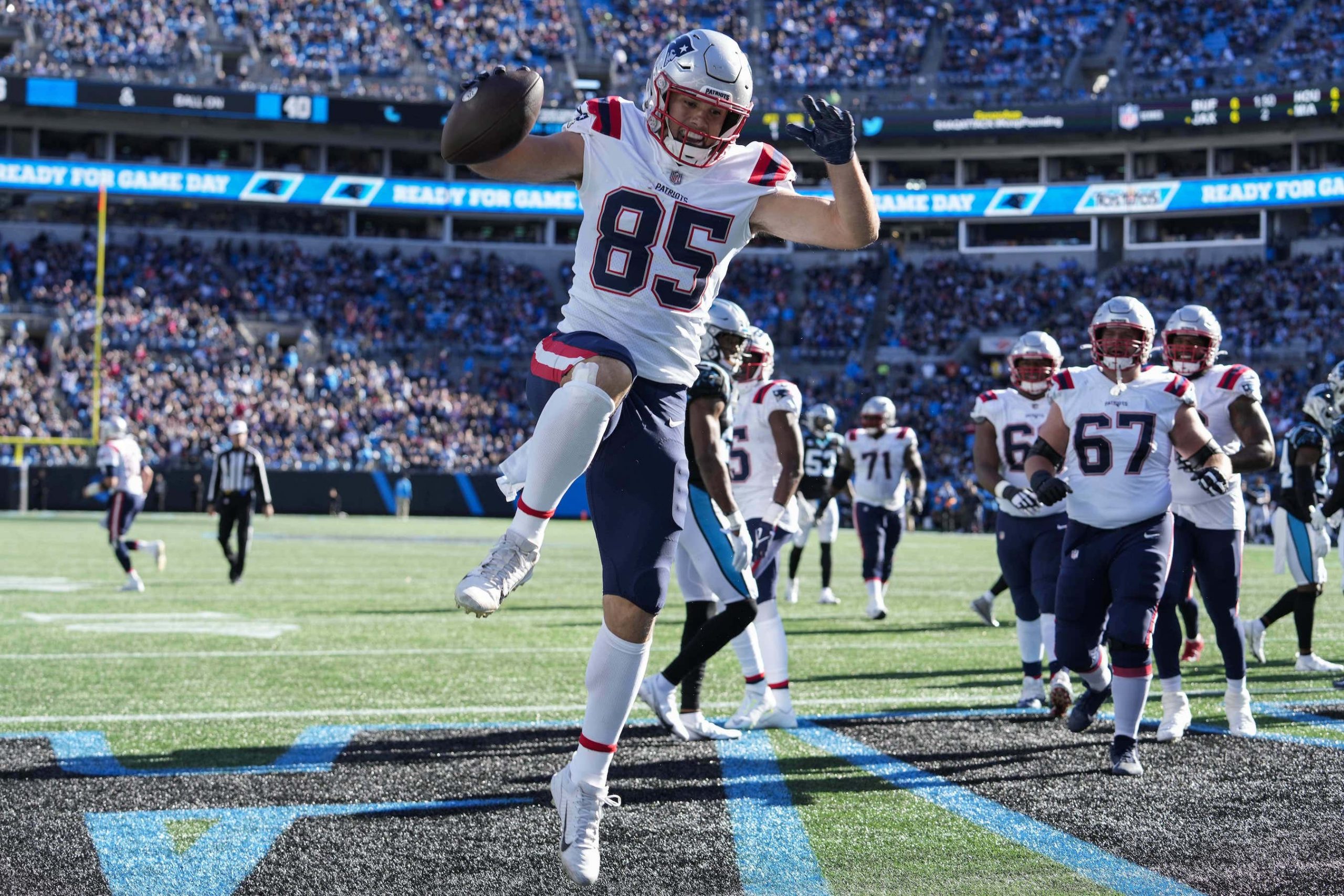 New England Patriots tight end Hunter Henry