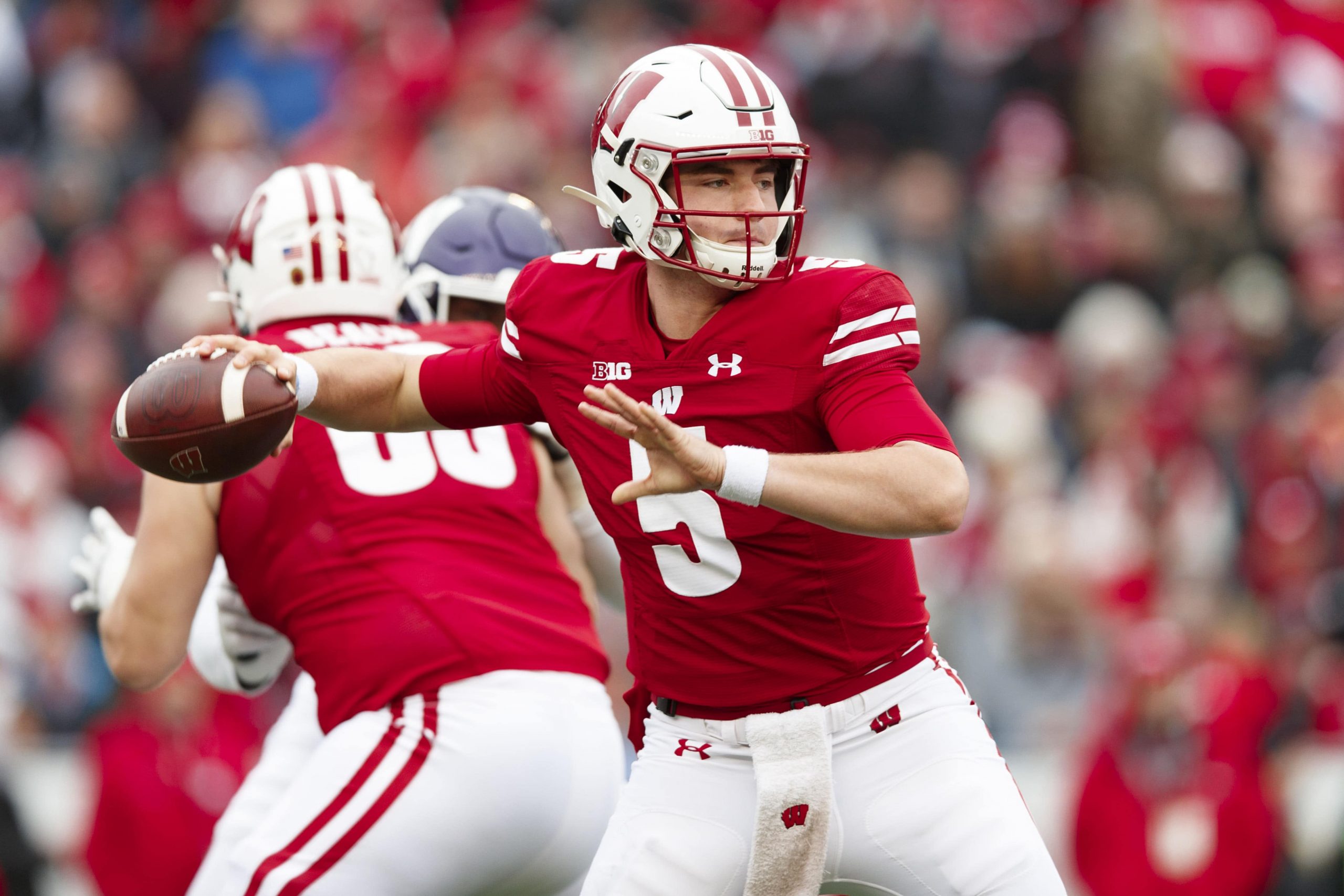 Graham Mertz CFB player prop