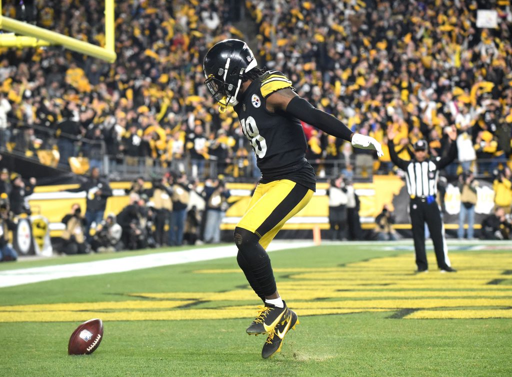 Diontae Johnson of the Pittsburgh Steelers