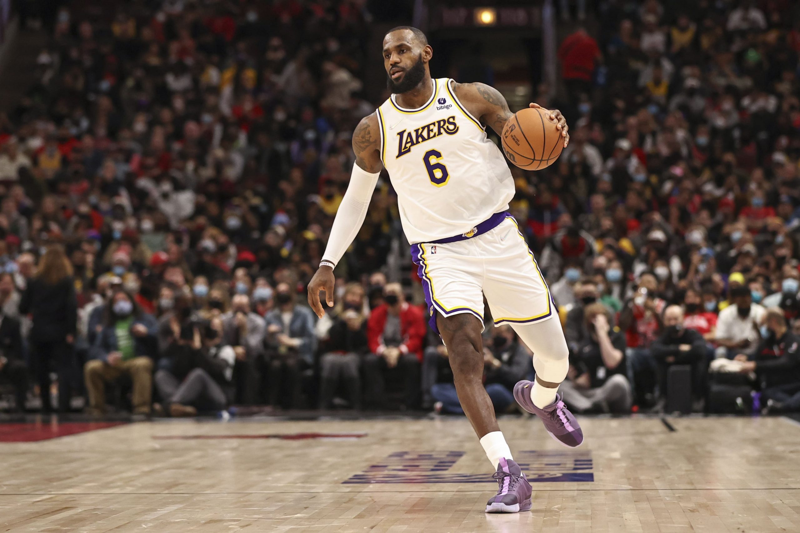 Los Angeles Lakers forward LeBron James