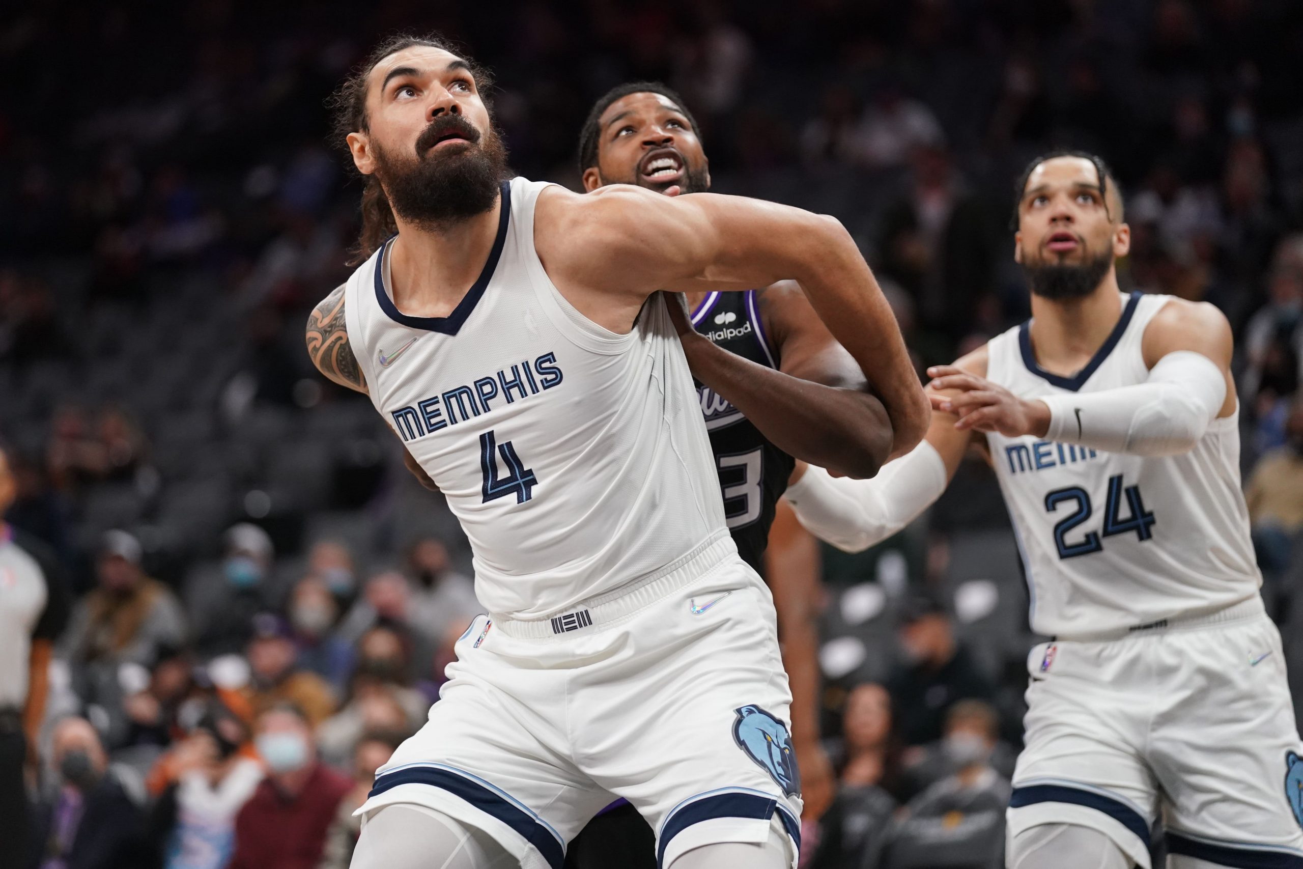 Memphis Grizzlies center Steven Adams