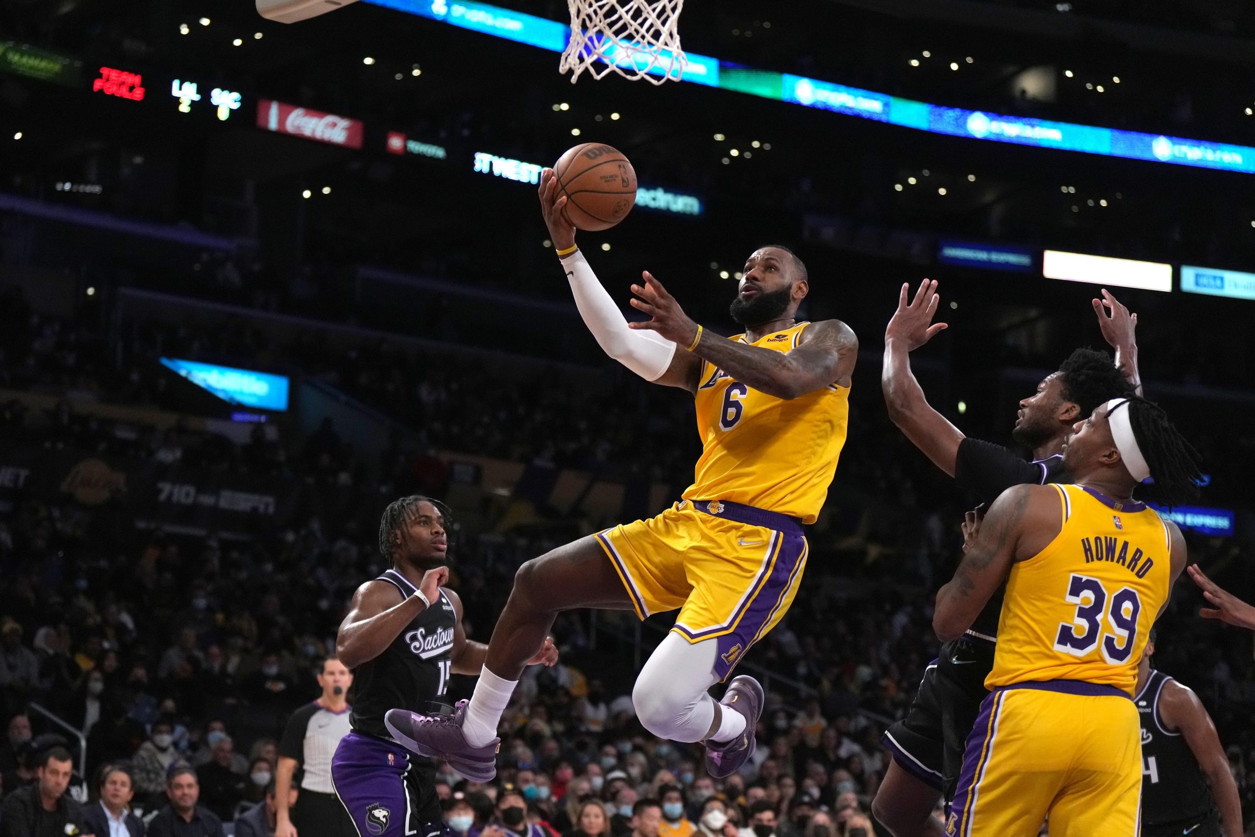 Los Angeles Lakers forward LeBron James