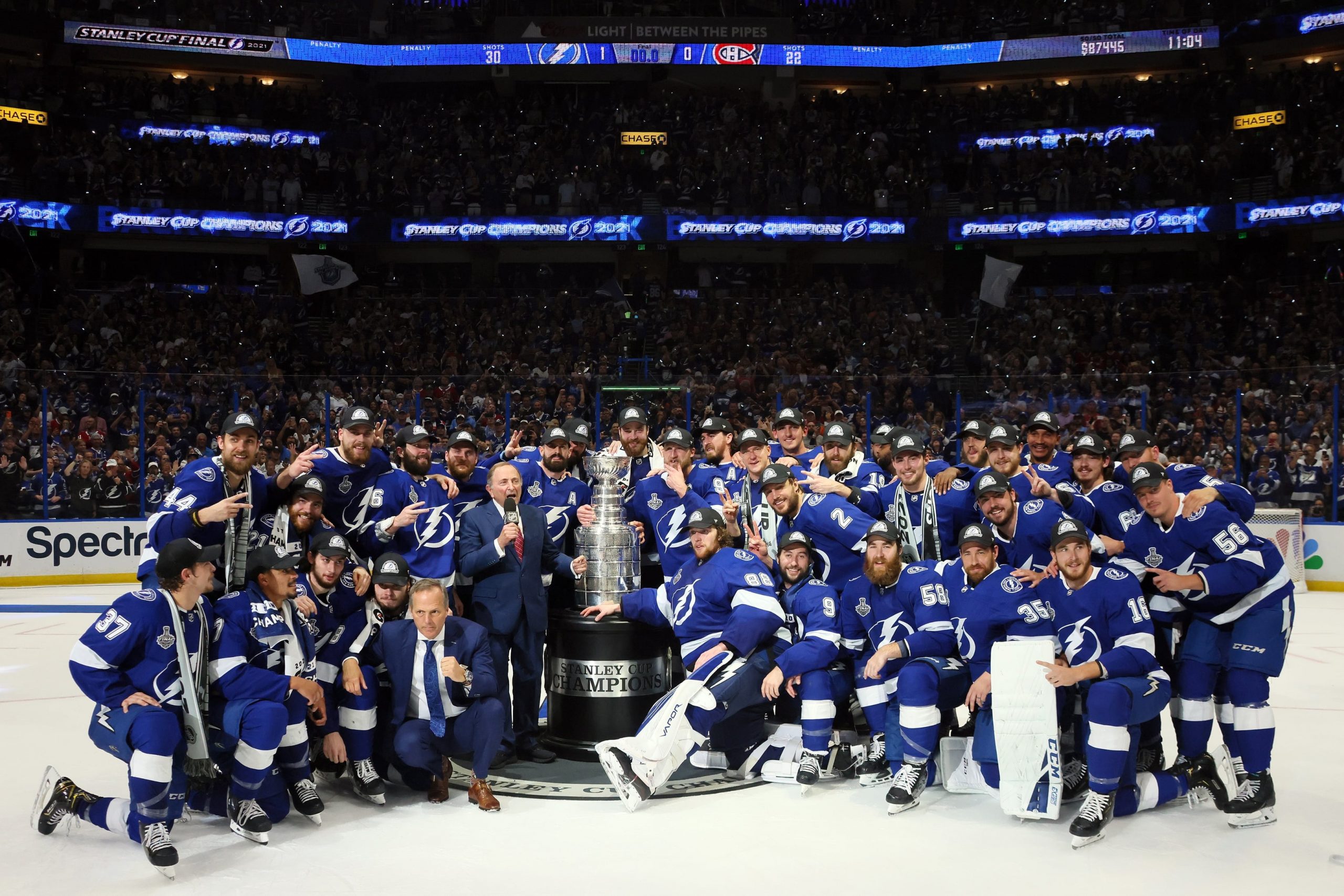 Tampa, Florida, USA; The Tampa Bay Lightning pose with the Stanley Cup after defeating the Montreal Canadiens 1-0 in game five of the 2021 Stanley Cup Final at Amalie Arena