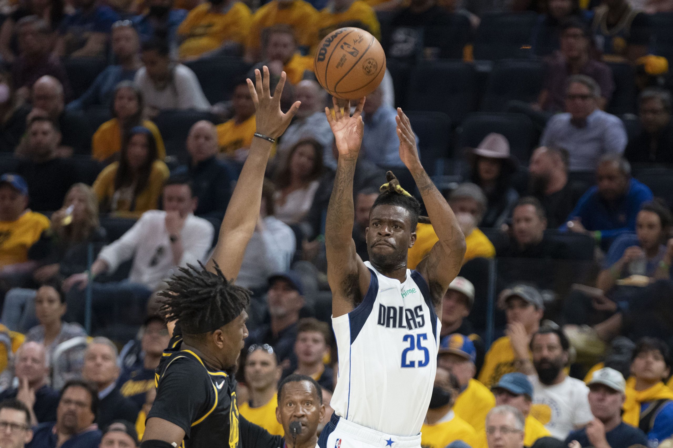 Dallas Mavericks forward Reggie Bullock