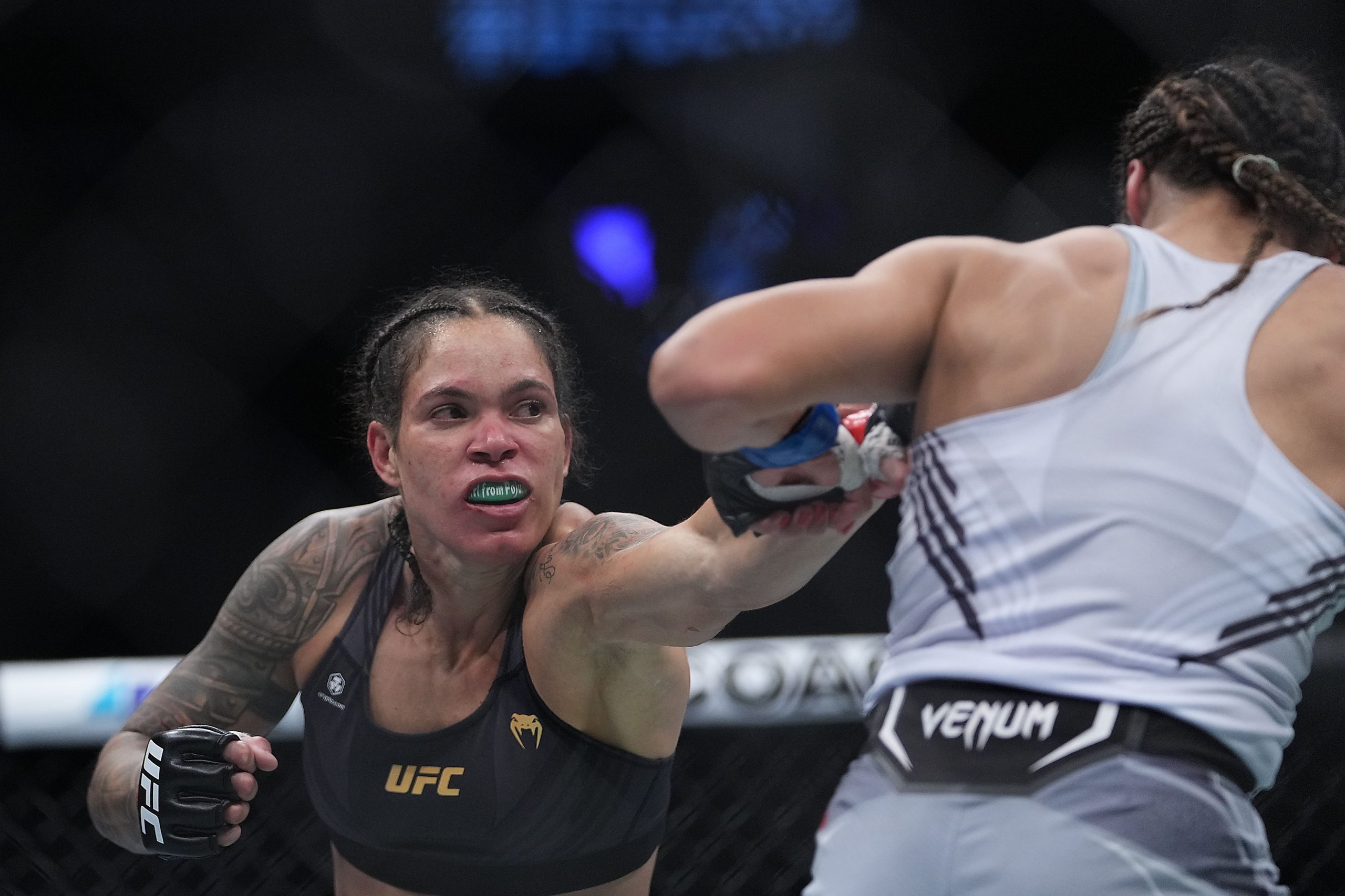 UFC 277: Julianna Pena vs Amanda Nunes four-fight parlay (+477 odds) – Nunes reclaims her throne