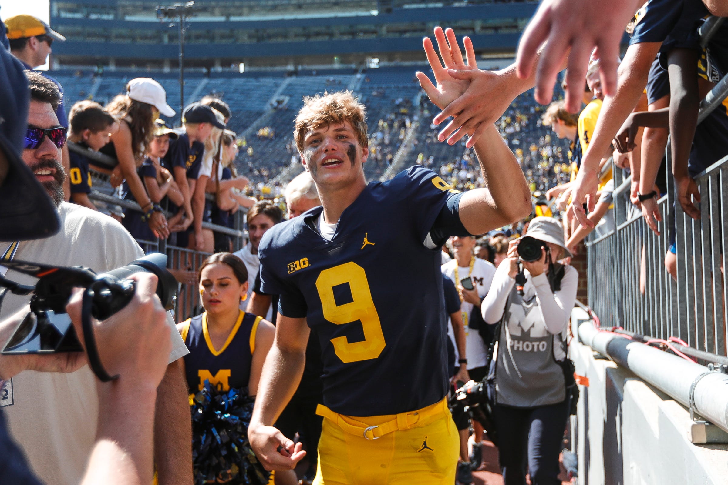 NCAAF Public Betting Picks for Week 1 from Pickswise Call It