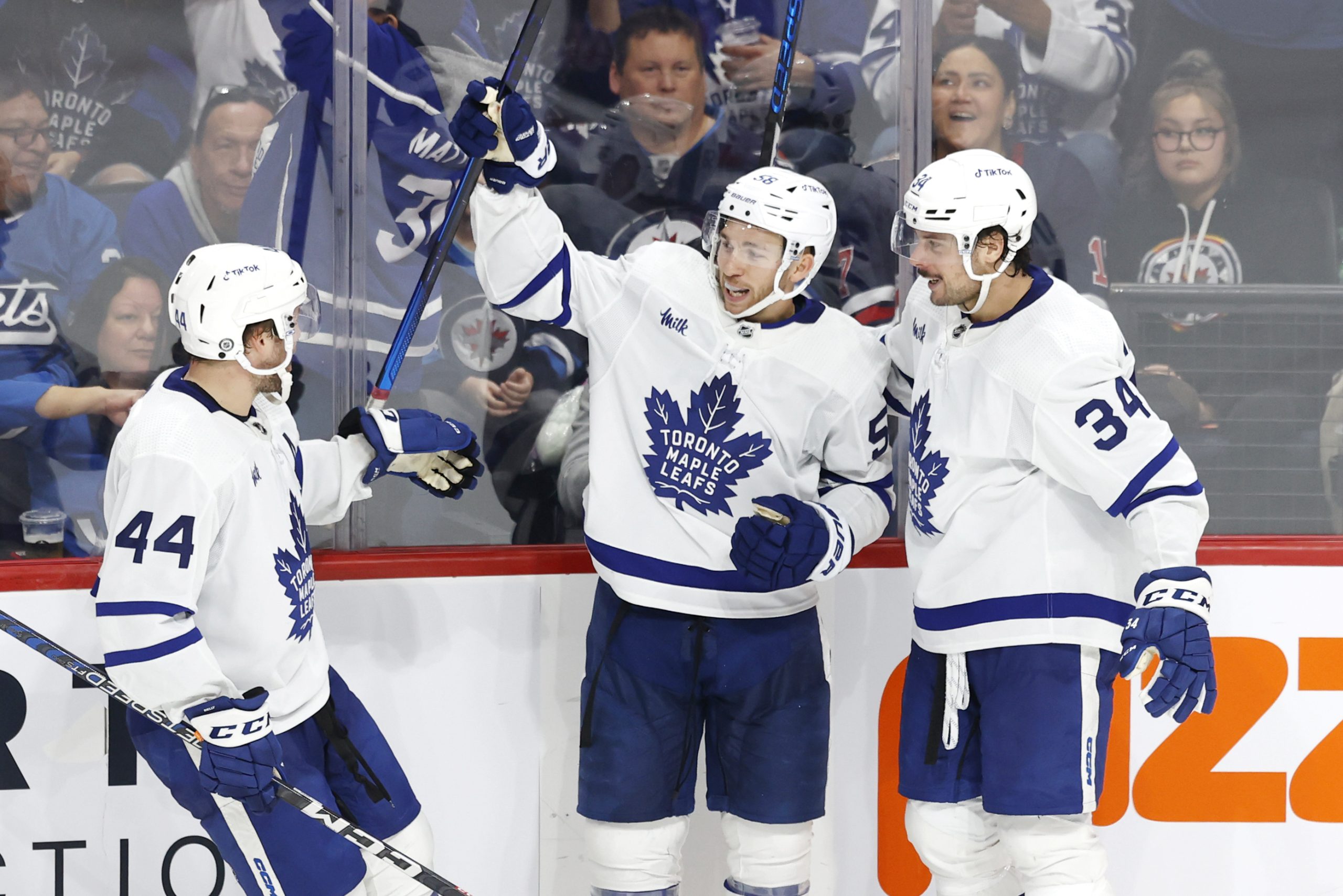 NHL Saturday mega parlay (+1190 odds) today, 3/4: Keep riding the Leafs