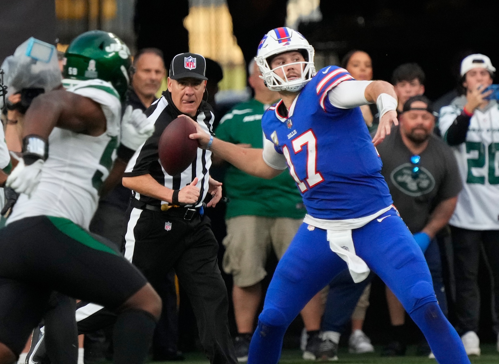Bills at Jets, Numbers to know + score predictions