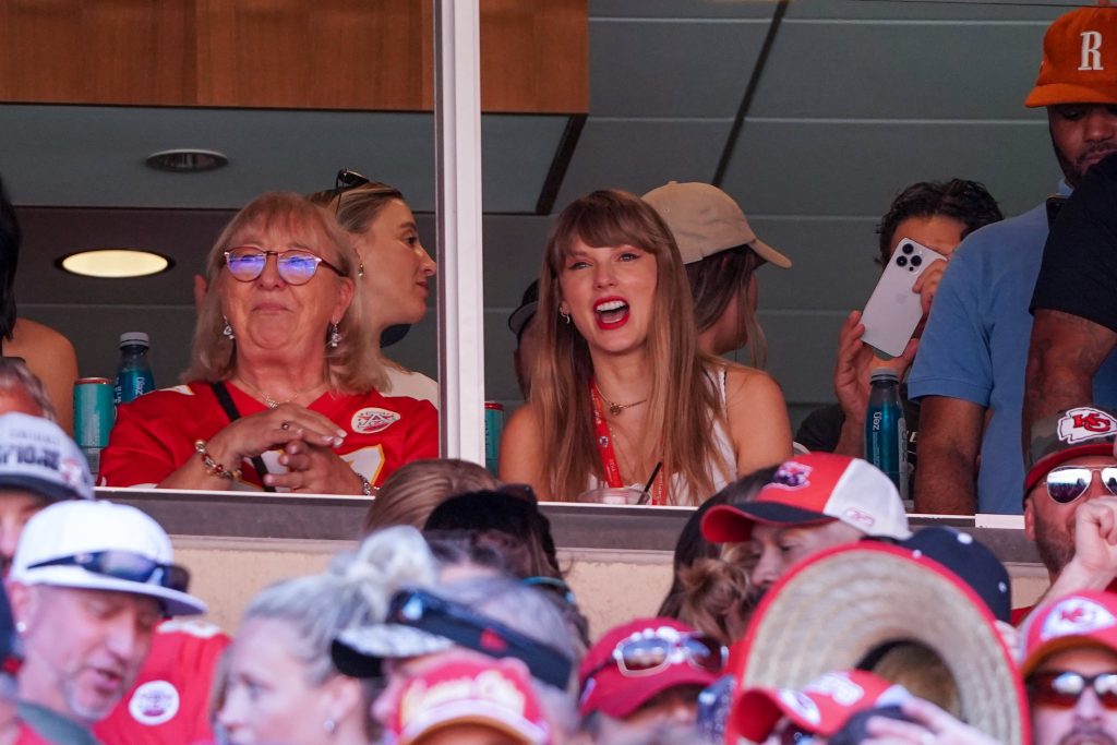 Taylor Swift and Mrs. Kelce